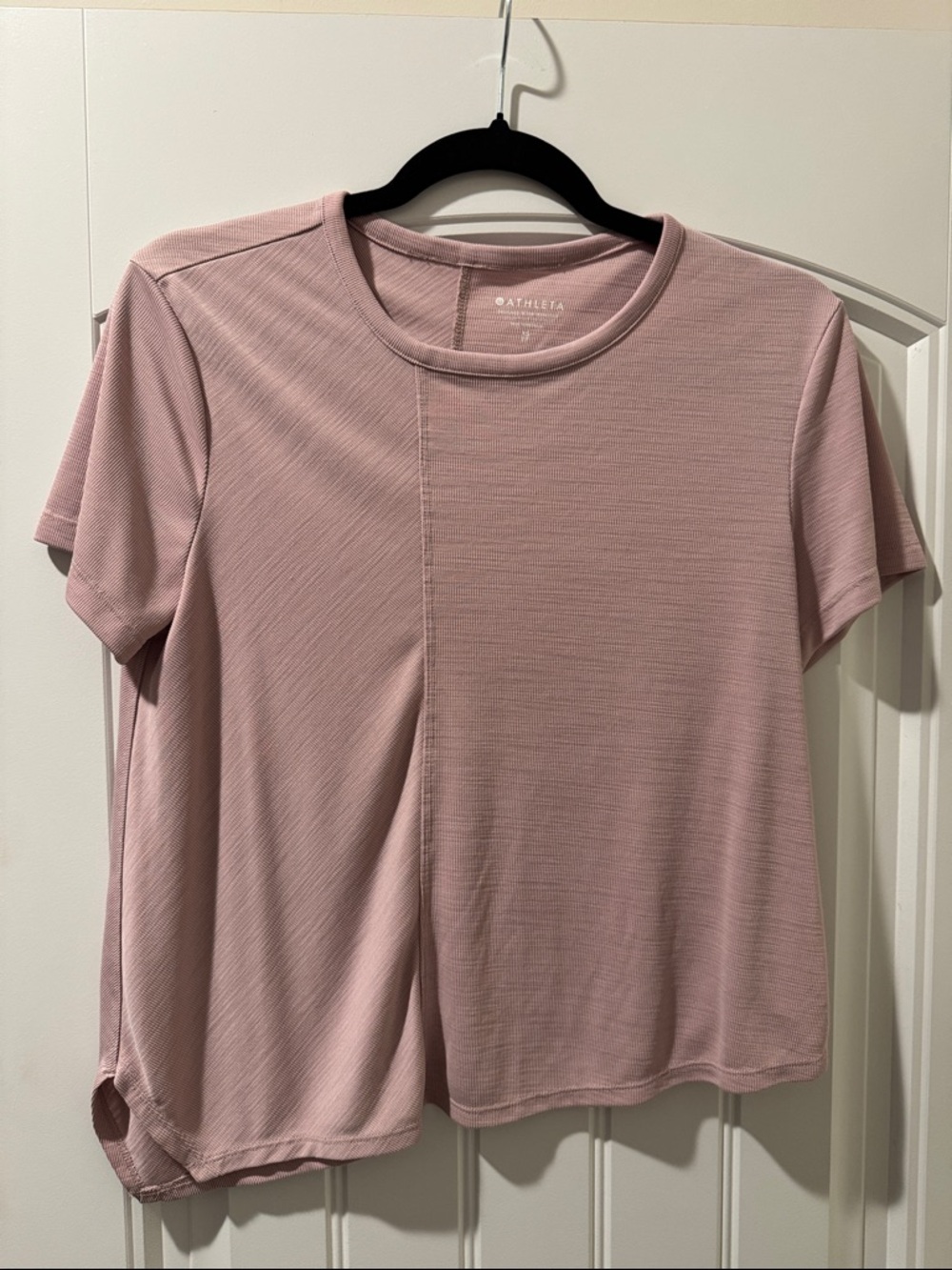 Athleta Womens XS Dusty Rose Short Sleeve Split-Seam Tee